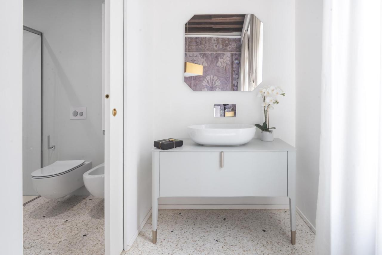 Ninfea Luxury Suites Venezia Esterno foto