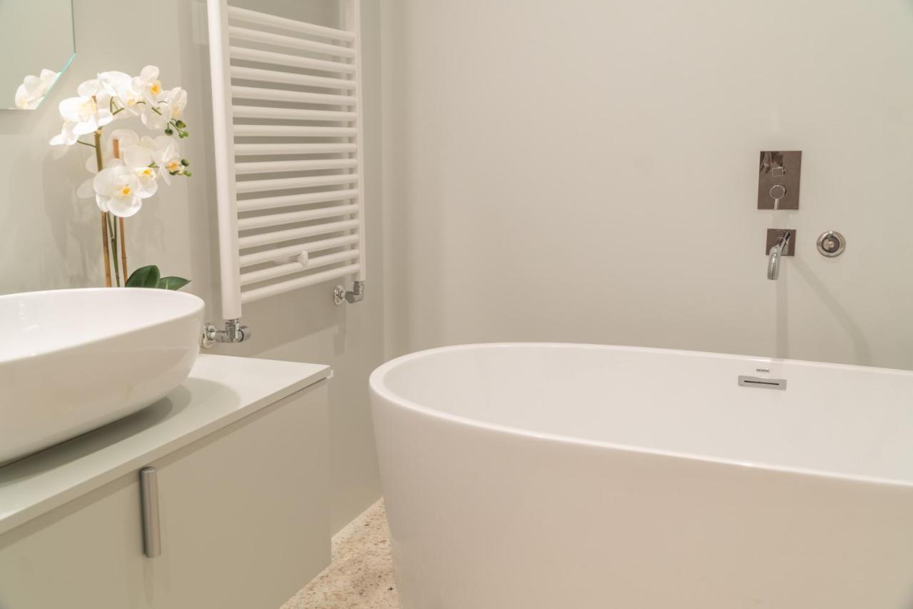 Ninfea Luxury Suites Venezia Esterno foto