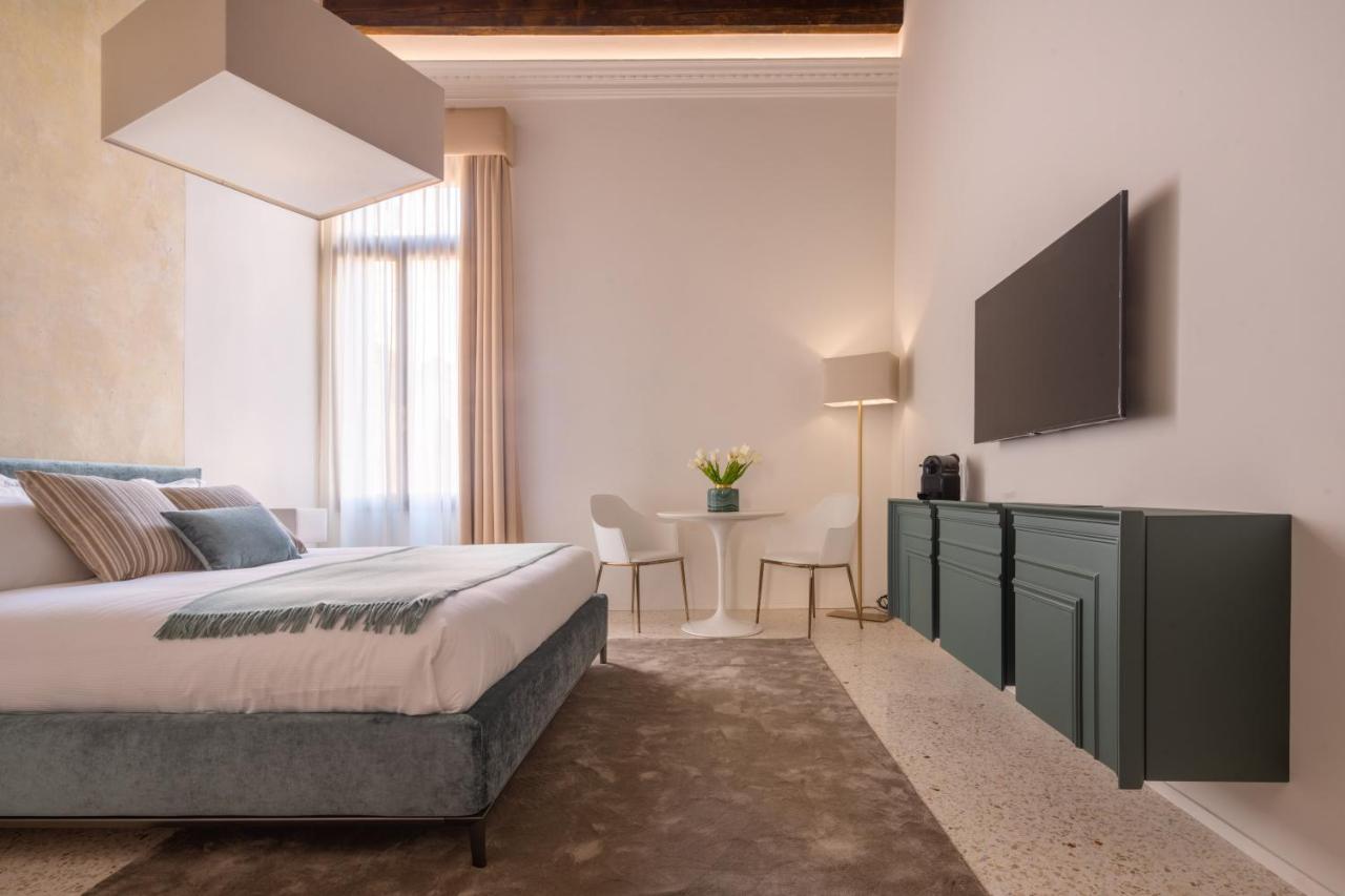 Ninfea Luxury Suites Venezia Esterno foto